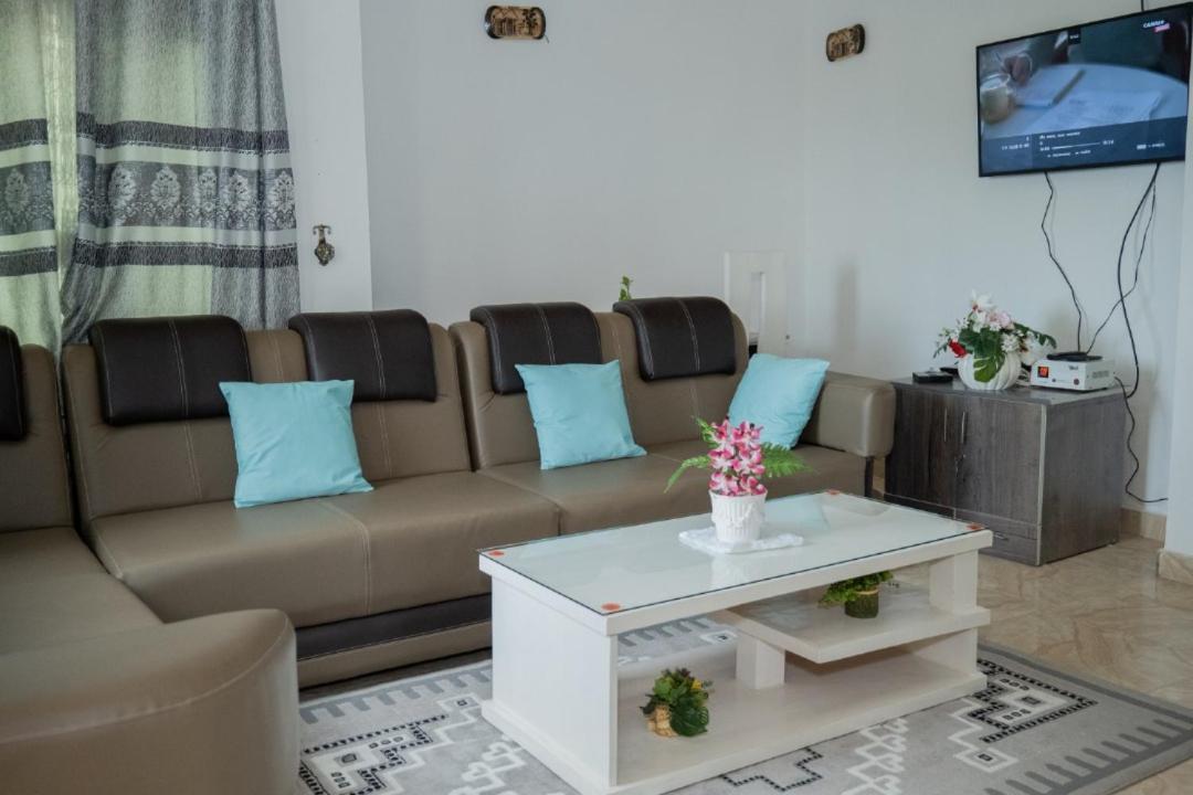 The City Block Apartment Bujumbura Esterno foto