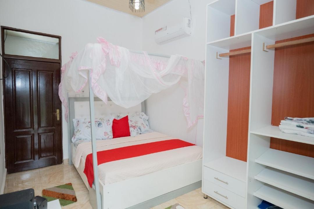 The City Block Apartment Bujumbura Esterno foto