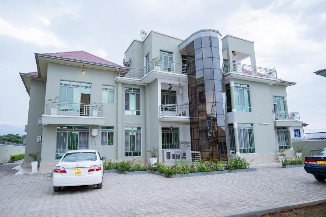 The City Block Apartment Bujumbura Esterno foto